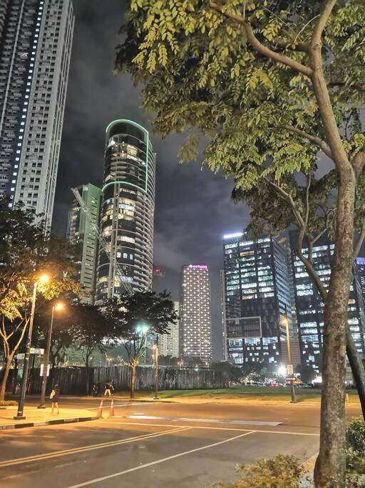 마닐라 New 2Br Of 86Sqm With Parking & Netflix In Bgc 아파트 외부 사진